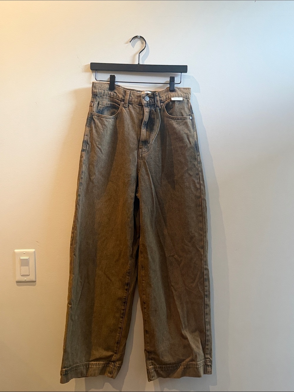 High-Rise Wide Leg Jeans in Olive Brown